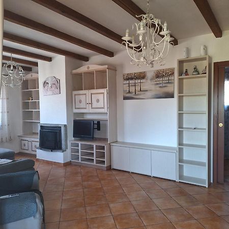 Ferienwohnung Attico Anais Loiri Porto San Paolo Exterior foto